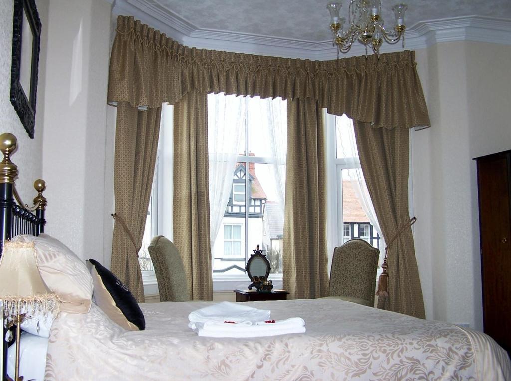 The Carmen Guesthouse (Adults Only) 랜디드노 객실 사진