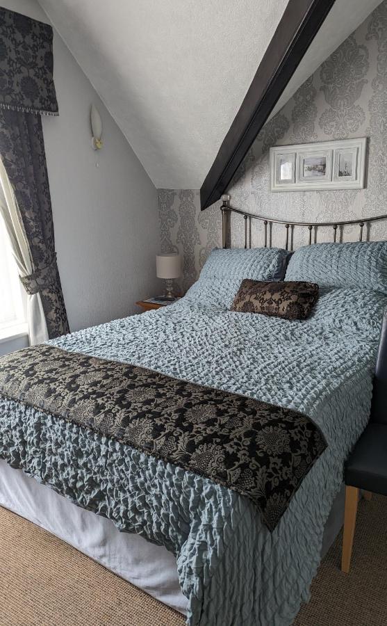 The Carmen Guesthouse (Adults Only) 랜디드노 외부 사진