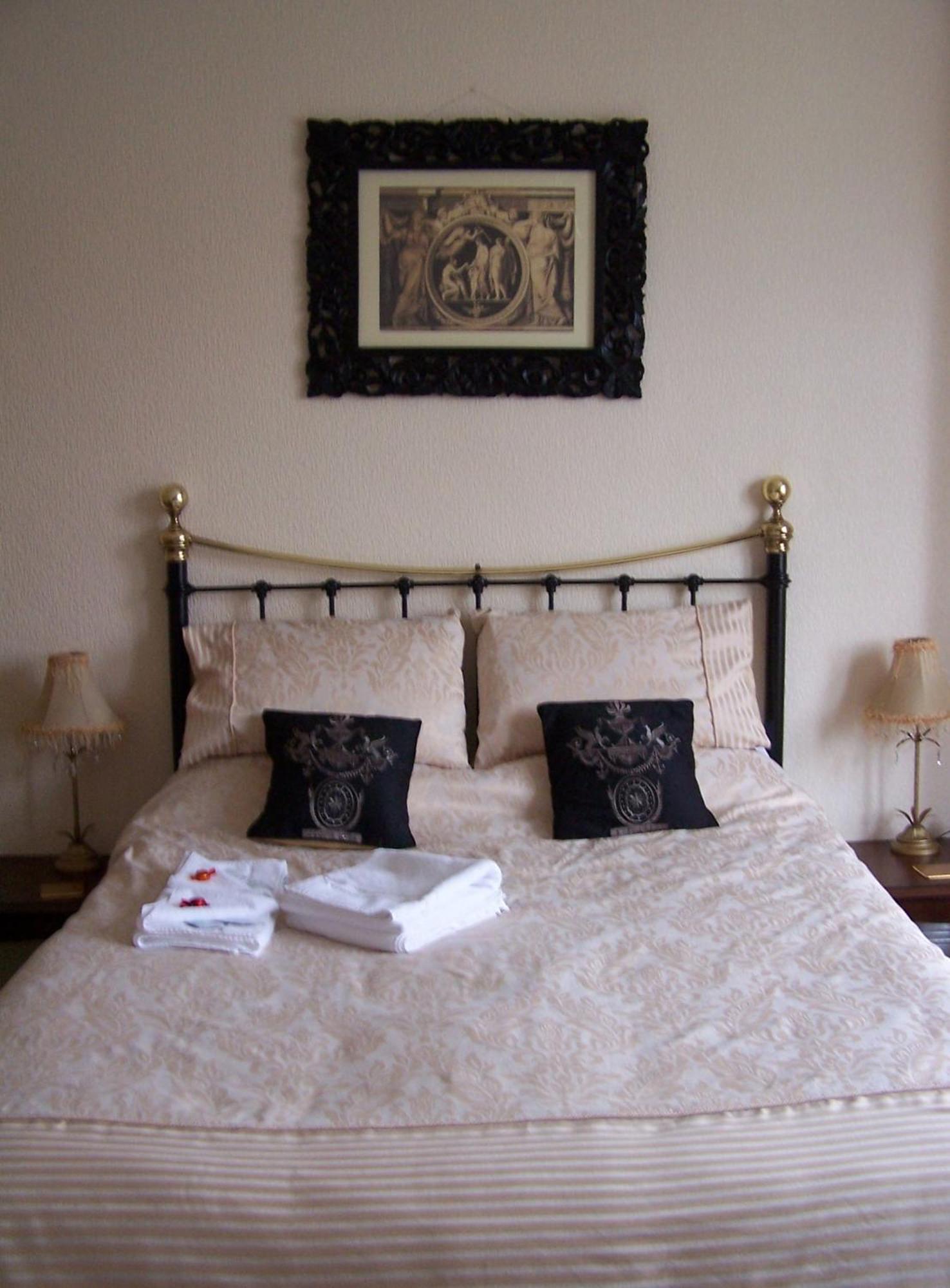 The Carmen Guesthouse (Adults Only) 랜디드노 외부 사진